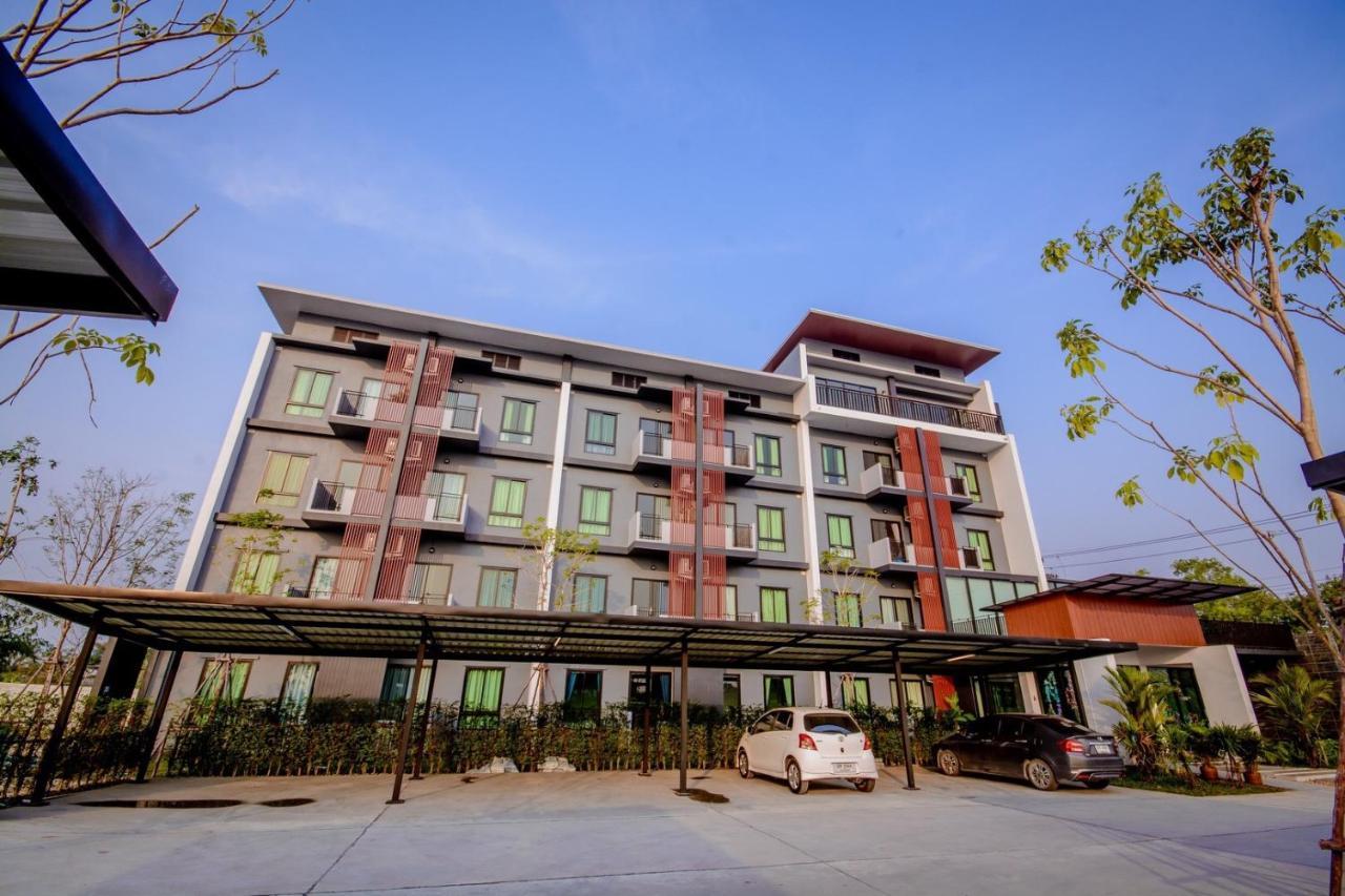 The Living Hotel Samutprakan Bang Bo Exterior foto